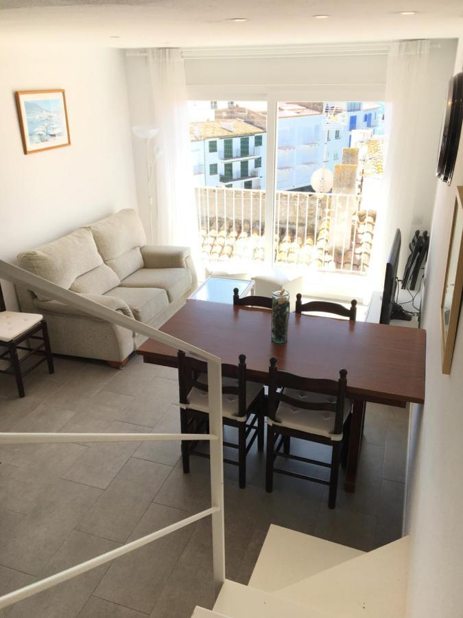 Tortora - Casa En El Centro Con Vistas Al Mar Villa Cadaques Exterior photo